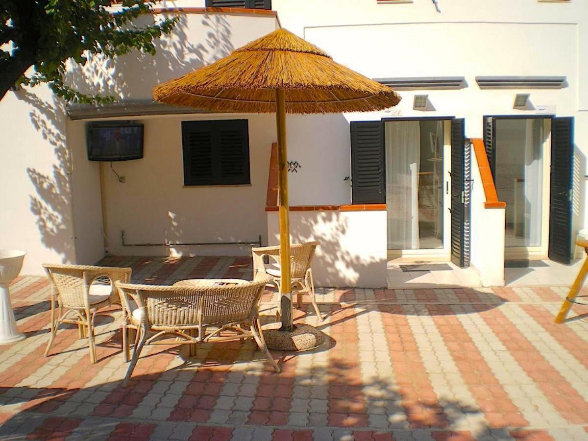 B&B Ala Marina Peschici Exterior foto
